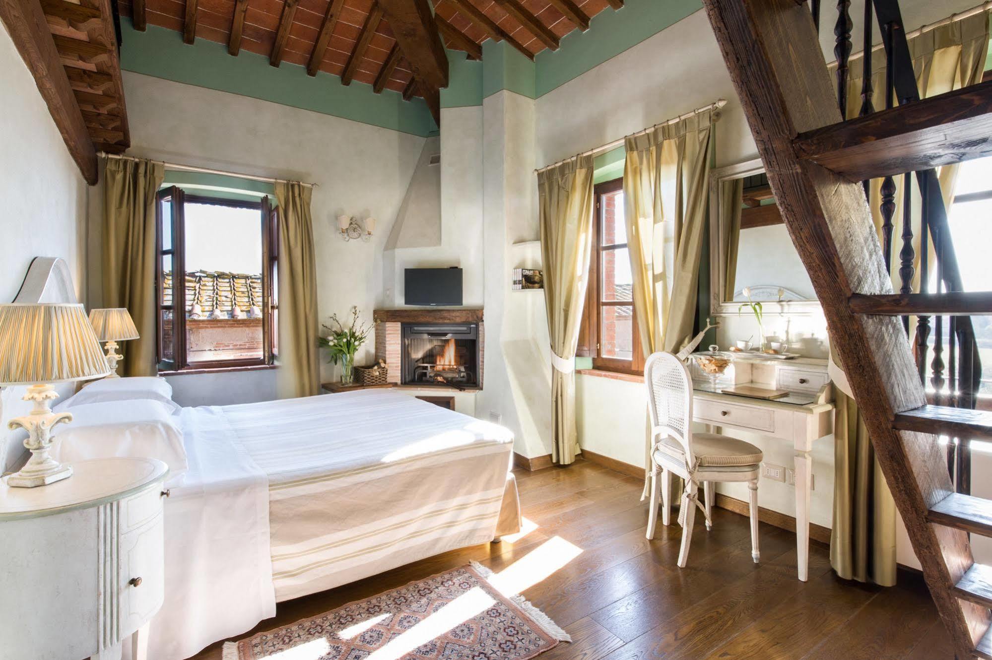 Relais La Leopoldina Hotel Bettolle Exterior photo