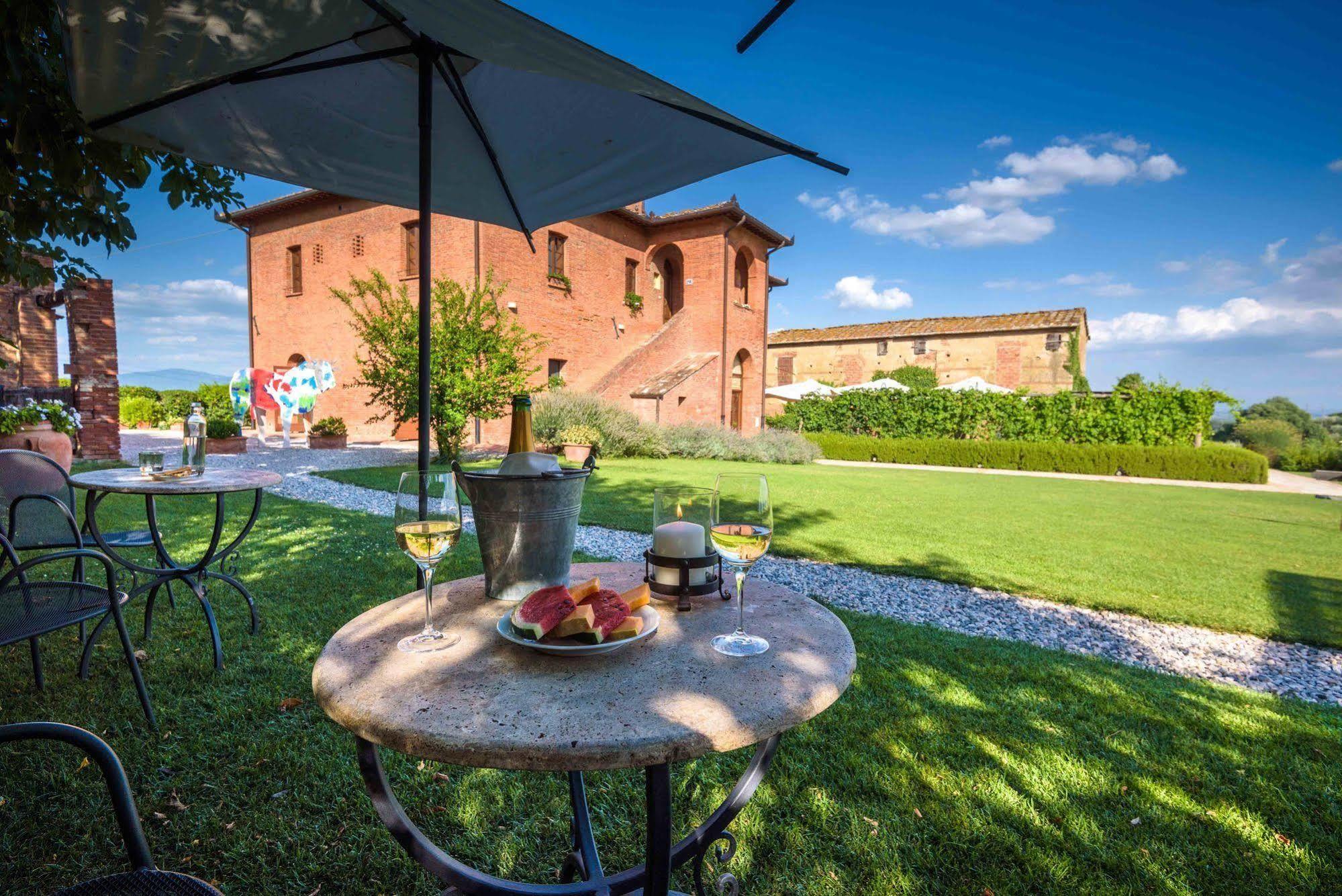Relais La Leopoldina Hotel Bettolle Exterior photo
