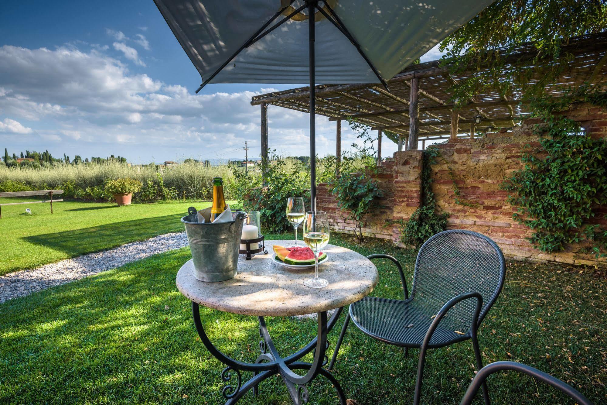 Relais La Leopoldina Hotel Bettolle Exterior photo